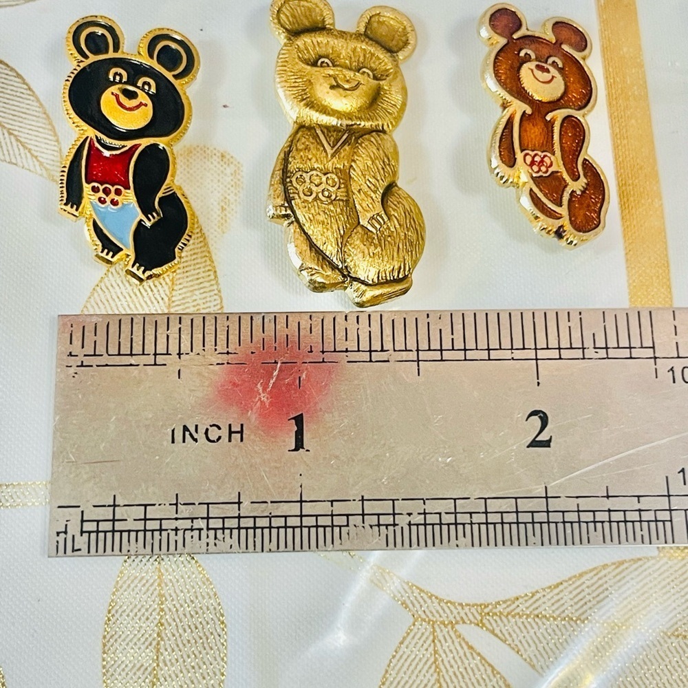 VTG Russian 1980 Moscow Russia Olympic Game XXII Misha Bear  Pin BADGES USSR - Picture 2 of 4